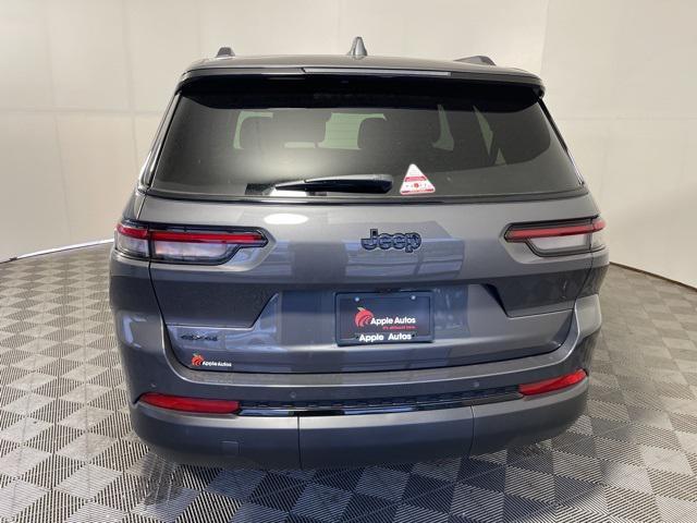 new 2025 Jeep Grand Cherokee car, priced at $42,096