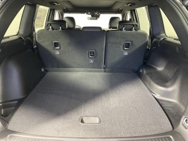 new 2025 Jeep Grand Cherokee car, priced at $44,560