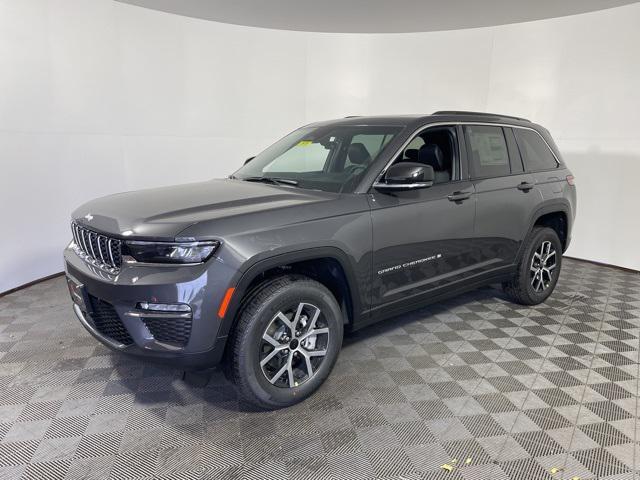 new 2025 Jeep Grand Cherokee car, priced at $44,560