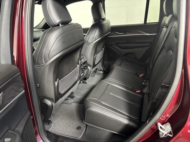 new 2025 Jeep Grand Cherokee car, priced at $42,289