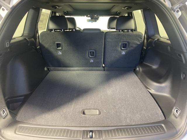 new 2025 Jeep Grand Cherokee car, priced at $49,398