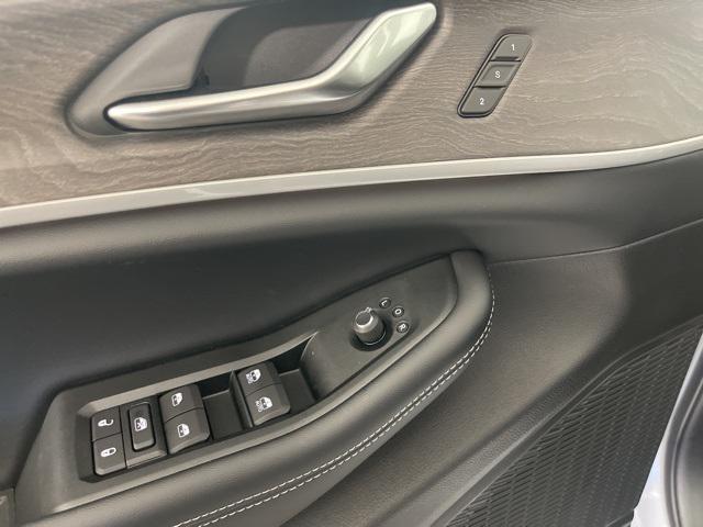 new 2025 Jeep Grand Cherokee car, priced at $49,398