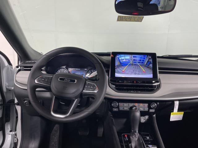 new 2025 Jeep Compass car, priced at $25,672