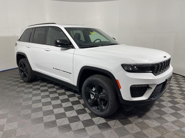 new 2025 Jeep Grand Cherokee car, priced at $44,906