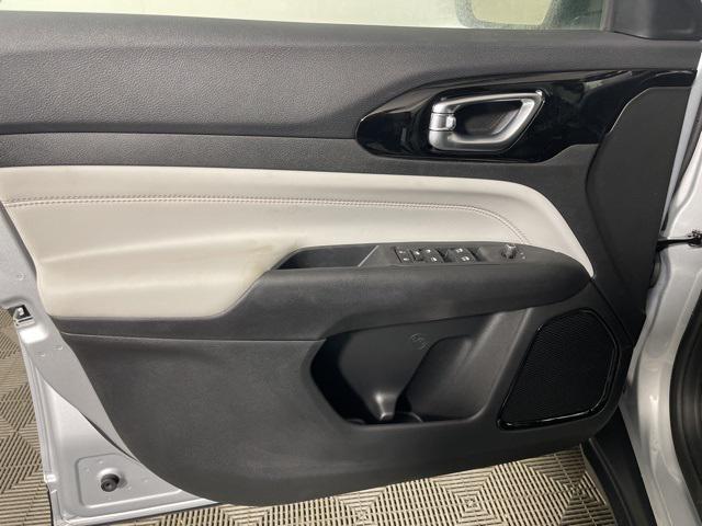 new 2026 Jeep Compass car, priced at $33,495