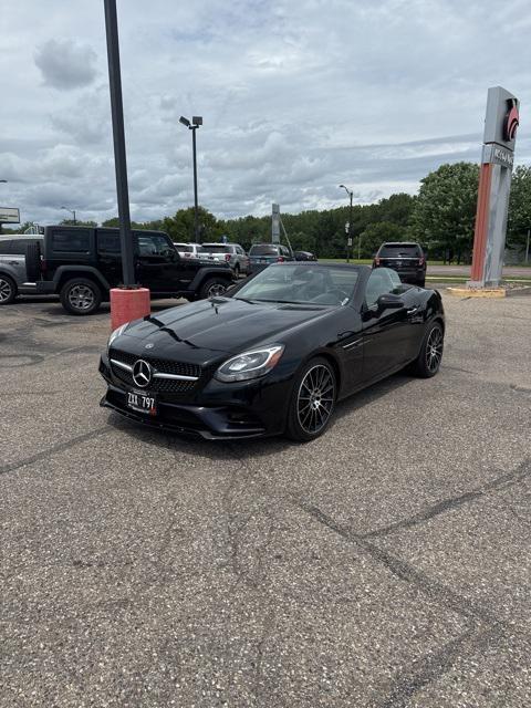 used 2019 Mercedes-Benz SLC 300 car