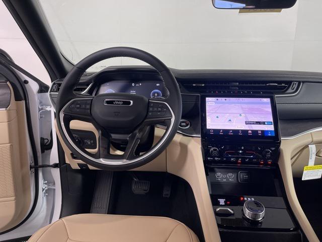 new 2025 Jeep Grand Cherokee car, priced at $43,104