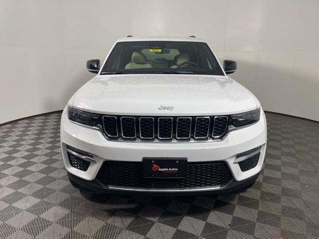 new 2025 Jeep Grand Cherokee car, priced at $43,104