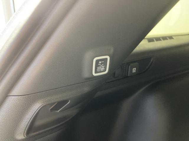 new 2025 Jeep Grand Cherokee car, priced at $43,104