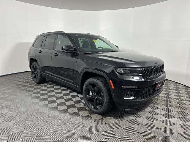 new 2025 Jeep Grand Cherokee car, priced at $50,398