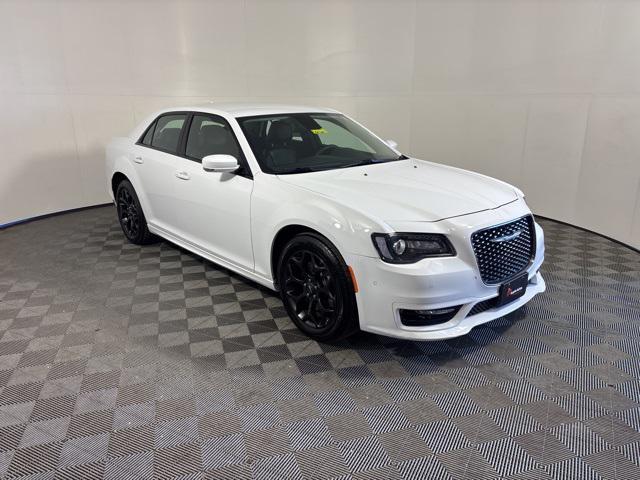 used 2022 Chrysler 300 car, priced at $26,994