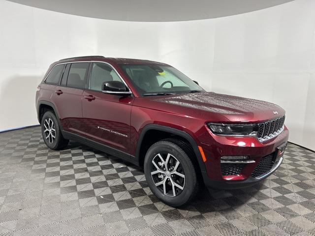 new 2025 Jeep Grand Cherokee car, priced at $48,290