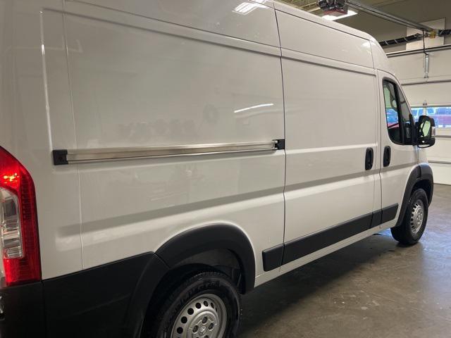 new 2025 Ram ProMaster 2500 car, priced at $44,885