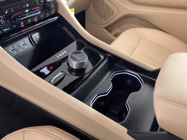 new 2025 Jeep Grand Cherokee car, priced at $43,622