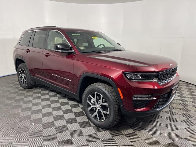 new 2025 Jeep Grand Cherokee car, priced at $43,622