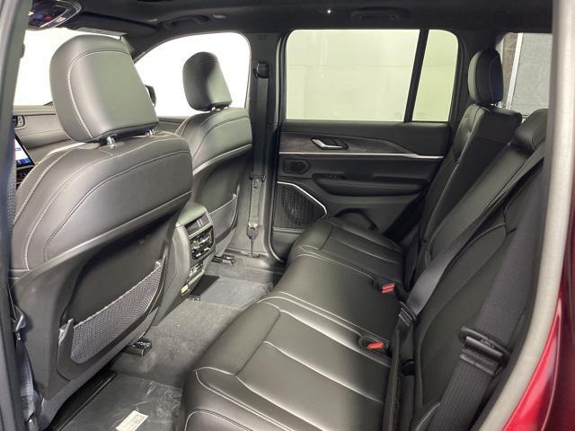 new 2025 Jeep Grand Cherokee car, priced at $51,245