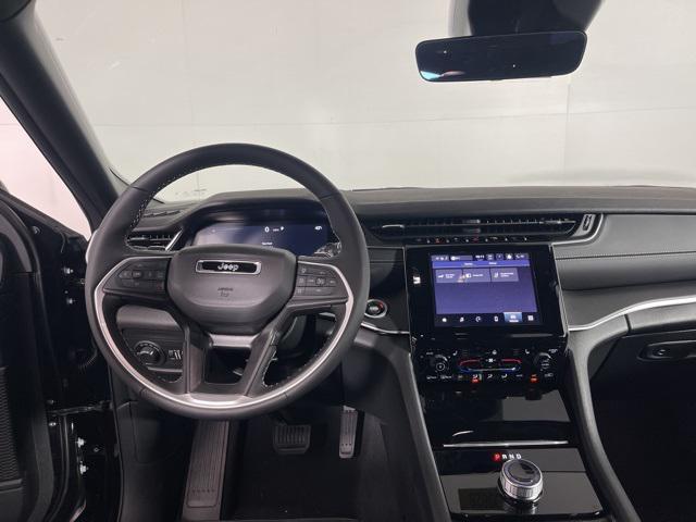 new 2025 Jeep Grand Cherokee car, priced at $44,752