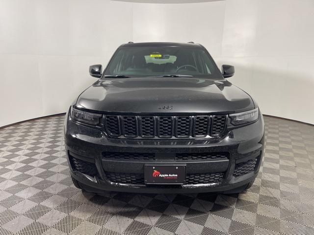 new 2025 Jeep Grand Cherokee car, priced at $44,752
