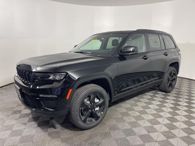 new 2025 Jeep Grand Cherokee car, priced at $47,931