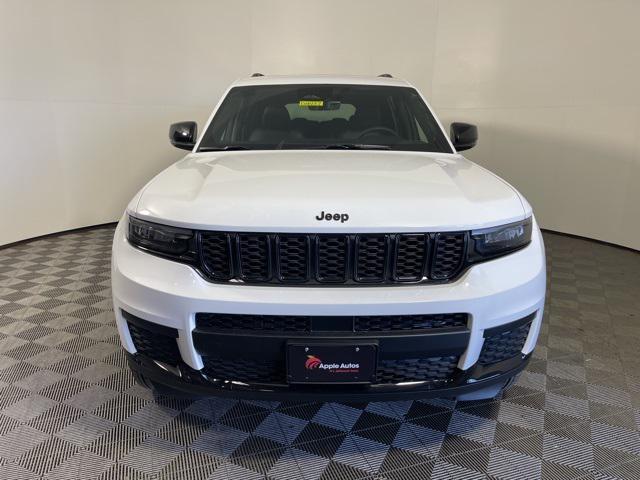 new 2025 Jeep Grand Cherokee car, priced at $46,243