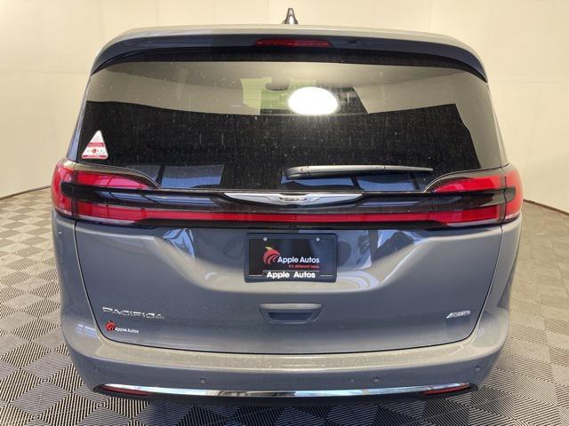 new 2025 Chrysler Pacifica car, priced at $43,995