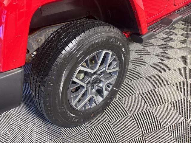used 2013 Jeep Wrangler Unlimited car, priced at $14,500