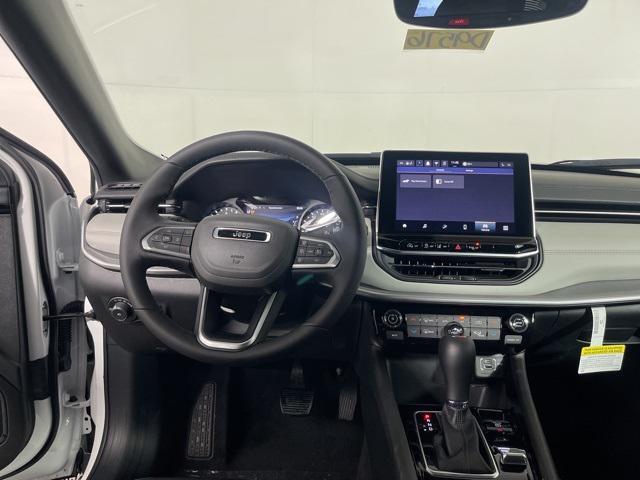 new 2025 Jeep Compass car, priced at $29,495
