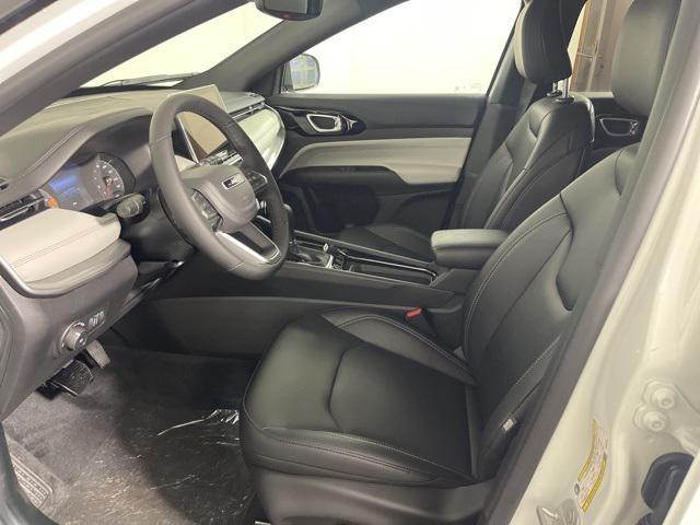 new 2025 Jeep Compass car, priced at $29,495