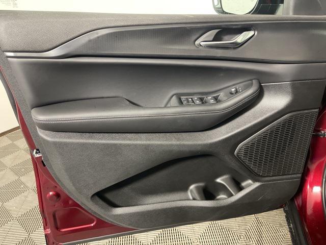 new 2025 Jeep Grand Cherokee car, priced at $41,289