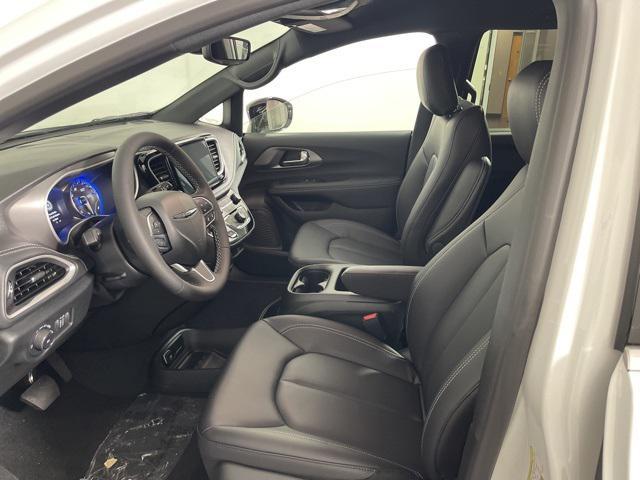new 2026 Chrysler Pacifica car, priced at $42,243