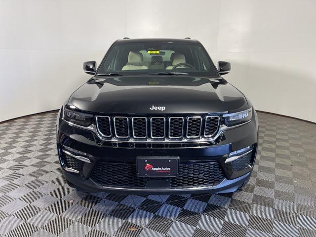 new 2025 Jeep Grand Cherokee car, priced at $42,418