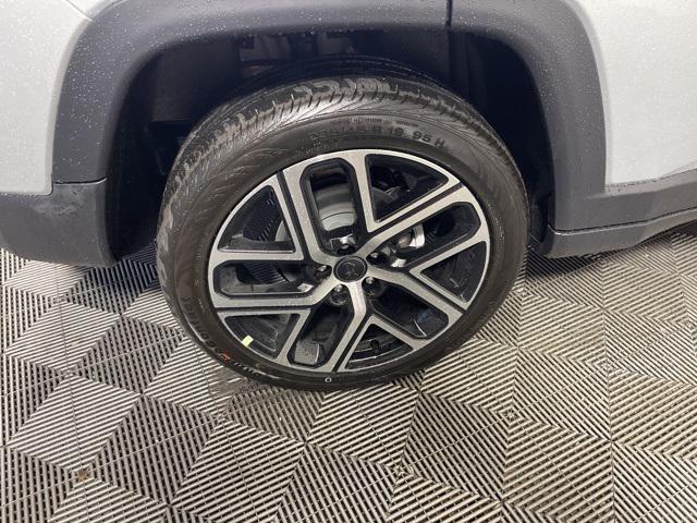 new 2025 Jeep Compass car, priced at $33,995