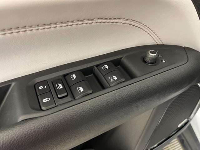 new 2025 Jeep Compass car, priced at $33,995
