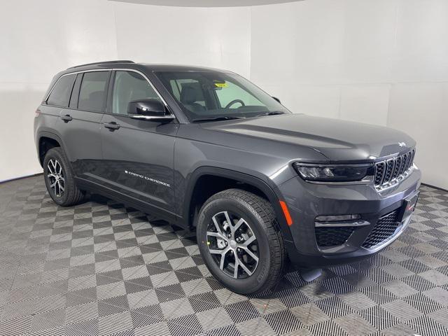 new 2025 Jeep Grand Cherokee car, priced at $43,622