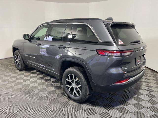 new 2025 Jeep Grand Cherokee car, priced at $43,622