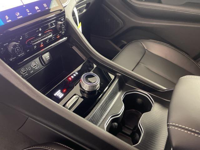 new 2025 Jeep Grand Cherokee car, priced at $43,622