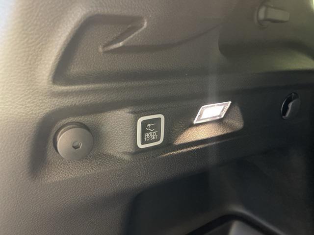 new 2025 Jeep Grand Cherokee car, priced at $45,522