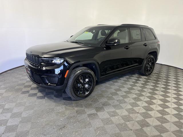 new 2025 Jeep Grand Cherokee car, priced at $40,995