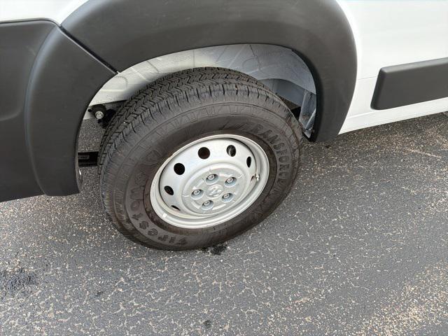 used 2023 Ram ProMaster 2500 car, priced at $31,294