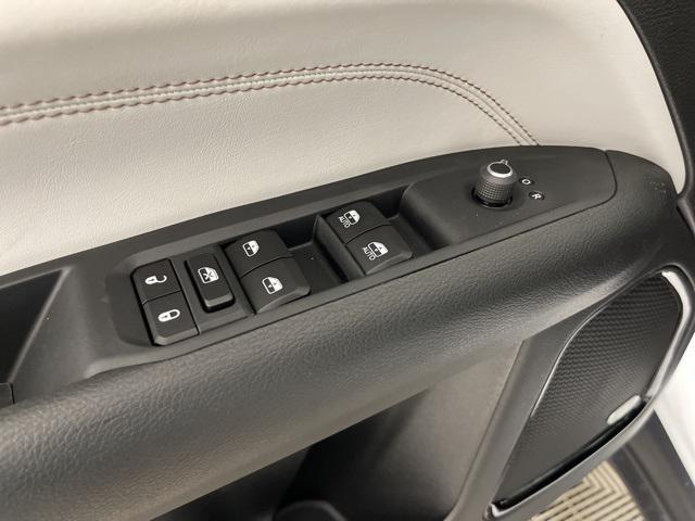new 2025 Jeep Compass car, priced at $32,995