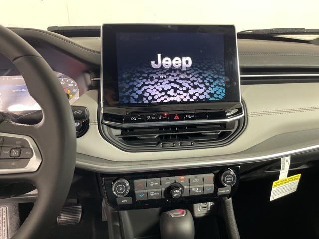 new 2025 Jeep Compass car, priced at $32,995