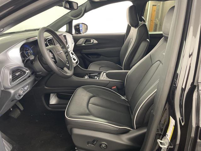 new 2026 Chrysler Pacifica car, priced at $46,903