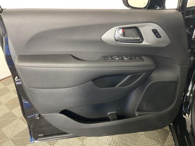 new 2026 Chrysler Pacifica car, priced at $46,903