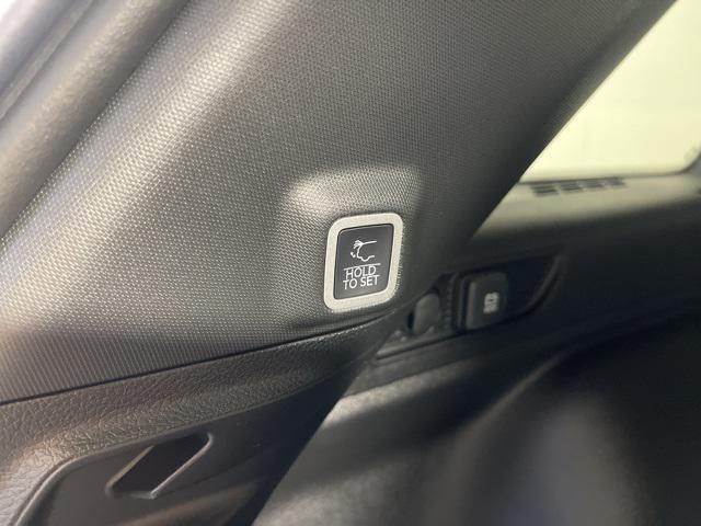 new 2025 Jeep Grand Cherokee car, priced at $46,995