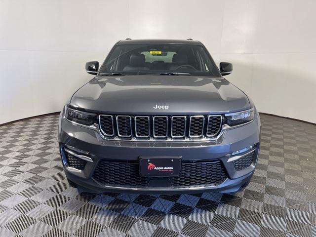 new 2025 Jeep Grand Cherokee car, priced at $37,995