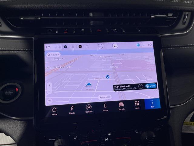 new 2025 Jeep Grand Cherokee car, priced at $37,995