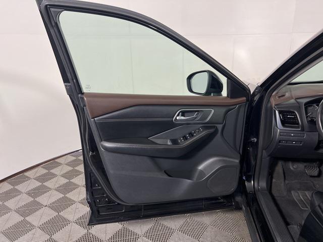 used 2021 Nissan Rogue car, priced at $18,985