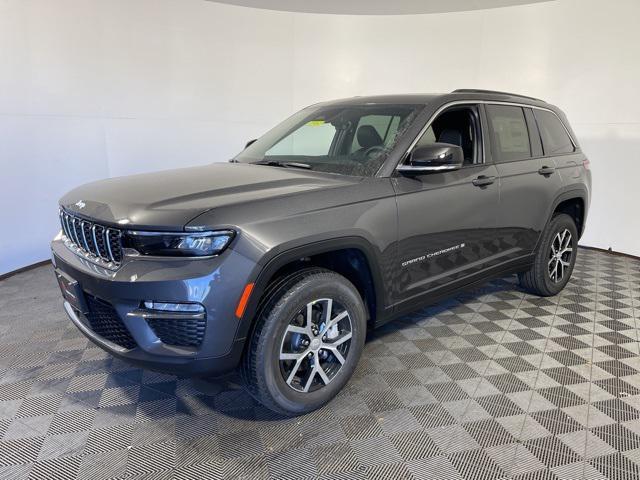 new 2025 Jeep Grand Cherokee car, priced at $41,298