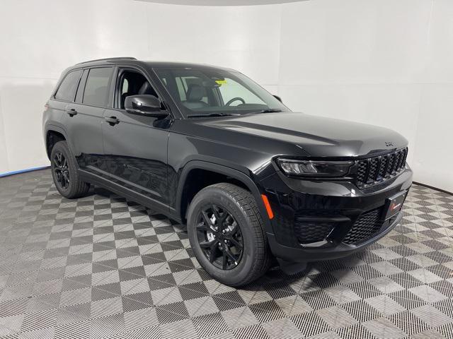 new 2025 Jeep Grand Cherokee car, priced at $42,461