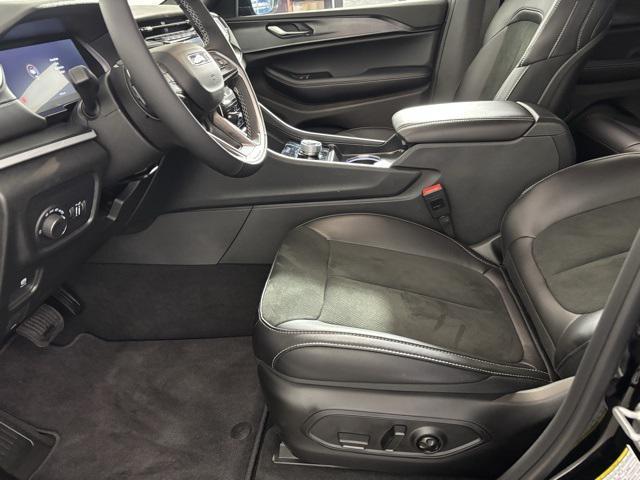 new 2025 Jeep Grand Cherokee car, priced at $40,566